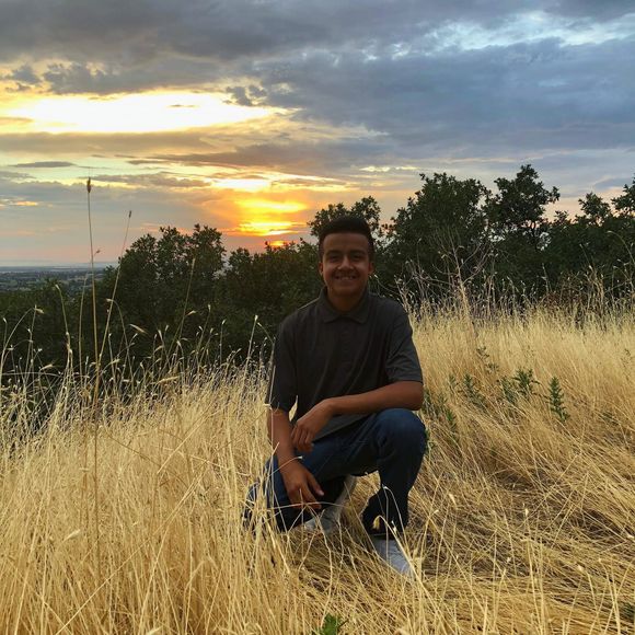 Meet your Posher, Carlos - Picture 1 of 1